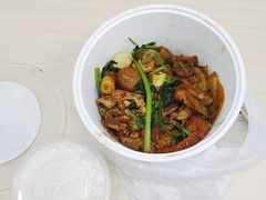 -愉肴麻辣香锅(中山路店)