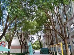 -上海市长阳实验学校