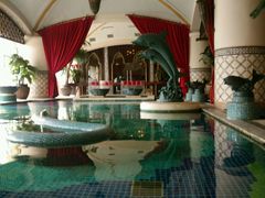 android_upload_pic-月亮河温泉度假酒店