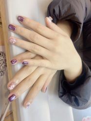 -iU美甲美睫