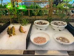 -梅园国际大酒店·自助餐厅(光明港店)