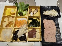 -呷哺呷哺 黄金牧场 (中发百旺店)