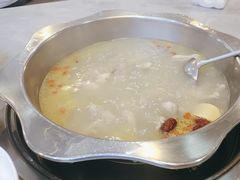 -光头药膳鸡(莱茵小镇店)
