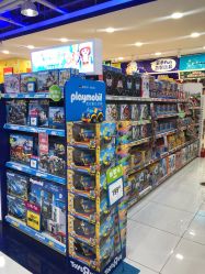 -玩具反斗城(正大广场店)