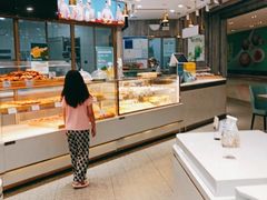 面包甜点陈列柜-苏览新中式糕点(丽发新城店)