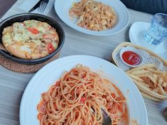-必胜客(大坪英利店)