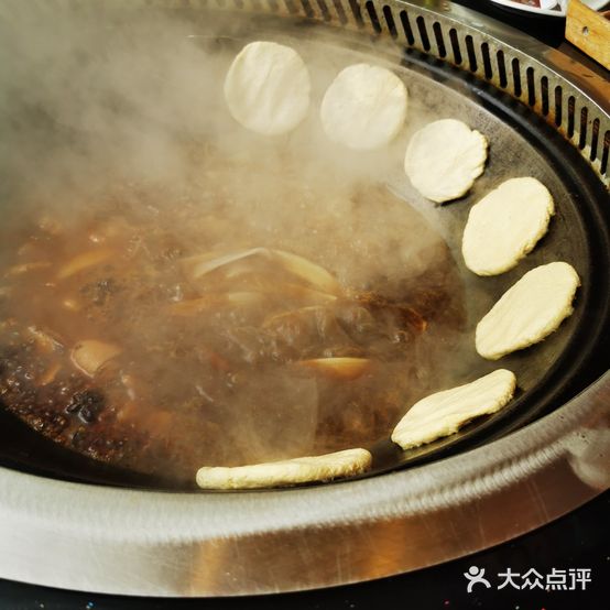 彤泽铁锅炖(临西三路店)