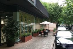 -CARR SALON