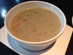 黑松露鲜虾忌廉汤-绿茵阁牛扒餐厅(客村店)