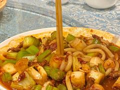 新疆炒米粉-巴扎美食·新疆菜·西域歌舞表演餐厅(新疆大厦店)
