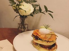 三文鱼水波蛋松饼-AFS Cafe & Canteen(闽江二路店)
