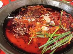 红锅-周幺妹重庆老火锅(银泰城总店)