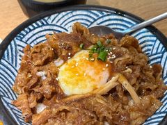 谷饲牛寿喜烧肉饭-沼津港精致料理·寿喜烧·烧鸟(青浦宝龙广场日料榜单店)
