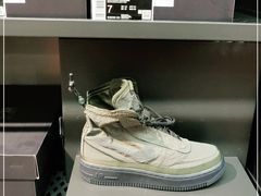 -NIKE上海青浦优选体验店