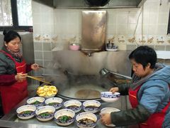 -镇南锅盖面馆(解放路店)