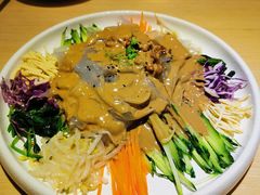 东北七彩大拉皮-关东小磨东北菜(上海长风大悦城店)
