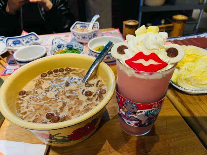 哥老官重庆美蛙鱼头人民广场店