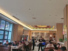 -梅利汴京烤鸭•开封豫菜地标店(东大街店)