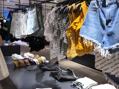 -URBAN REVIVO(荟聚中心店)
