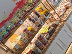 -蜂蝶来饼店(拱北总店)