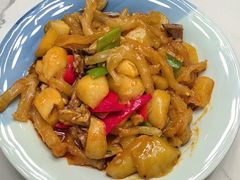 -三江源美食城