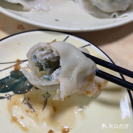 乡府肉丁水饺(环山路店)