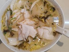 -渔语鱼酸菜鱼新川菜(来福士店)