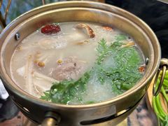-慢丽江·云南野生菌土鸡锅(西山店)
