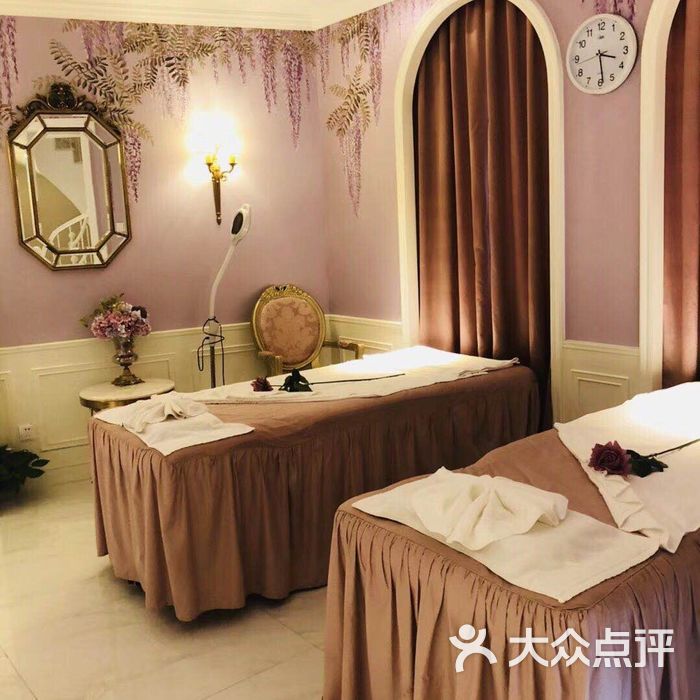 蕾蕾美颜美容美体