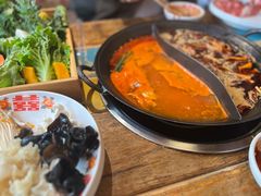 -房子红了鱼豆花重庆老火锅(广厦学院店)