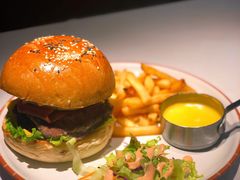 -阿妮叶李(光谷世界城店)