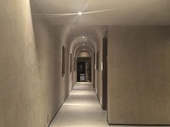 -灸春堂·艾灸·痛症·整脊连锁(之江银泰店)