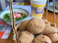 -包整·丝娃娃(一览甲秀楼风景店)