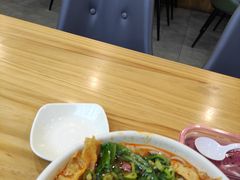 -螺小胖柳州螺蛳粉(钟楼总店)