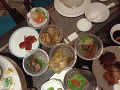 -半岛翡丽海鲜自助餐厅(观风亭店)