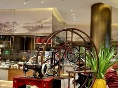 -华邑酒店·鲜艳全日自助餐厅
