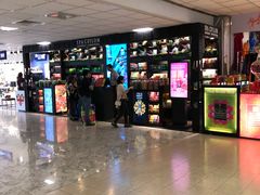 -班达拉奈克国际机场