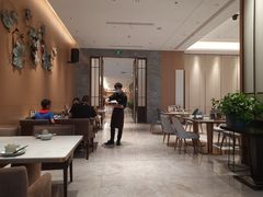 -泓历皇朝酒店(东亭店)