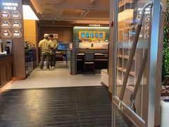 -左庭右院鲜牛肉火锅(浦江欢乐颂店)