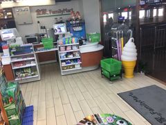 -全家便利店(莲花池东路店)