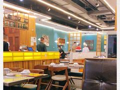 大堂-胡须佬鸡煲四季火锅店(石厦西村直营店)