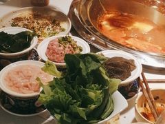 -老房老舍重庆火锅(假日城市店)
