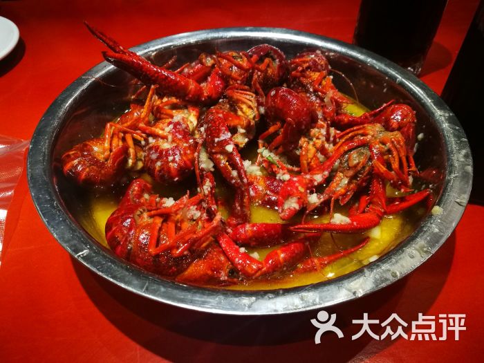飨府太湖龙虾图片 