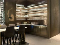 -wineapp葡萄酒餐吧(外滩金融中心店)