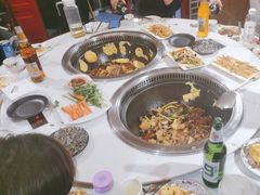 -哈尔滨烧烤·山河村铁锅炖(交大店)