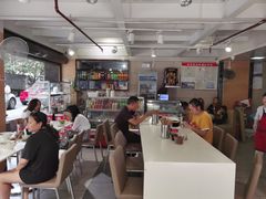 -花溪王记牛肉粉(四季花溪商场店)