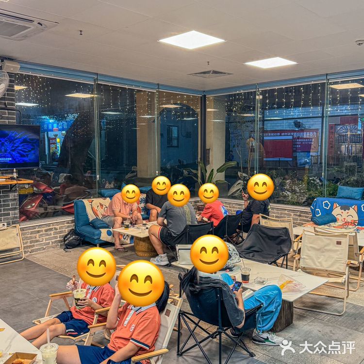 江门🍂老城区古风建筑咖啡店，晚上过来好舒服