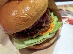 安格斯牛肉芝士汉堡-魏家凉皮(西安秋林宏业商厦店)