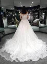 -艾米丽婚纱礼服