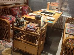 -老牌坊云南鱼豆花火锅(爱建店)